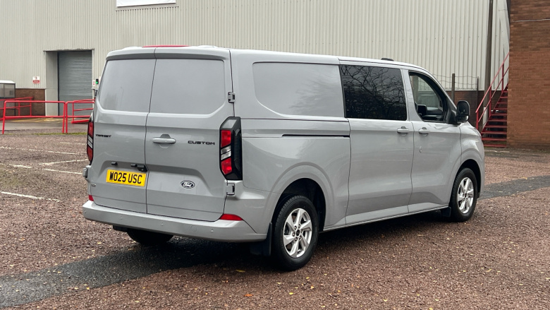 Ford Transit Custom 320 L2 Petrol Fwd 2.5 PHEV 232ps H1 Double Cab Van Limited Auto